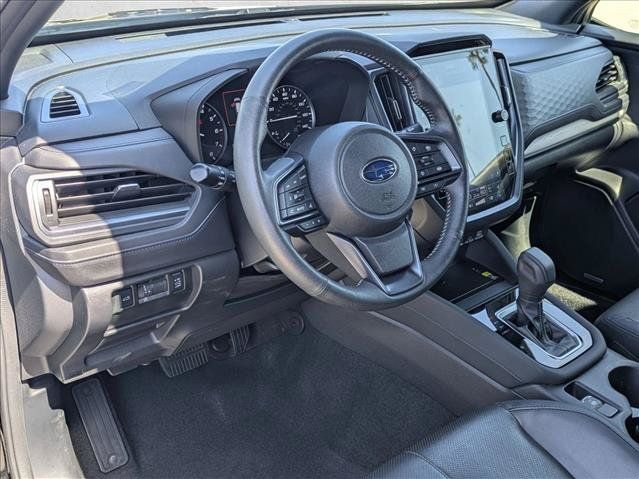 Used 2025 Subaru Forester Limited AWD/4WD image 10