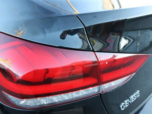 Used 2015 Hyundai Genesis 3.8 w/ Option Group 04 image 28