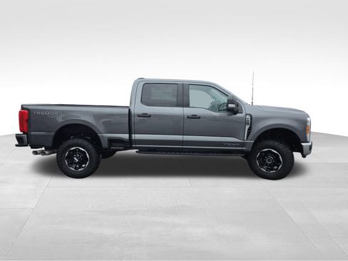 New 2026 Ford F250 XLT w/ Tremor Off-Road Package image 8