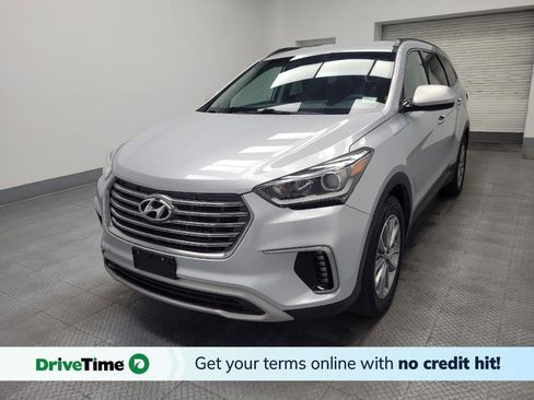 Used 2017 Hyundai Santa Fe SE image 1