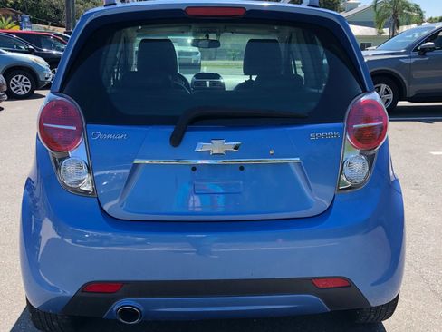 Used 2014 Chevrolet Spark LT image 4