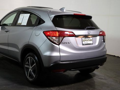 Used 2022 Honda HR-V EX image 11