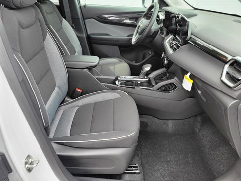 New 2026 Chevrolet TrailBlazer LT w/ Convenience Package image 11