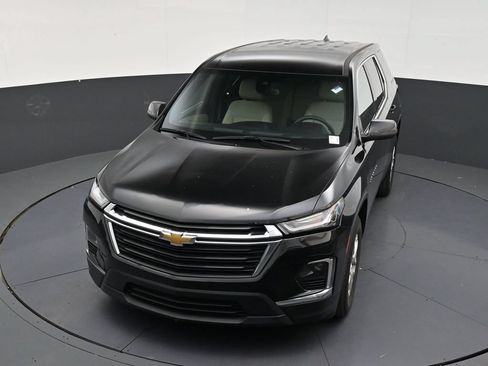 Used 2023 Chevrolet Traverse LS FWD image 19