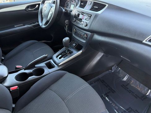 Used 2017 Nissan Sentra S FWD image 17
