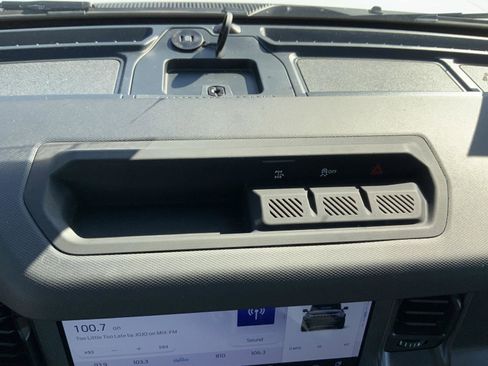 Used 2025 Ford Bronco Big Bend image 33