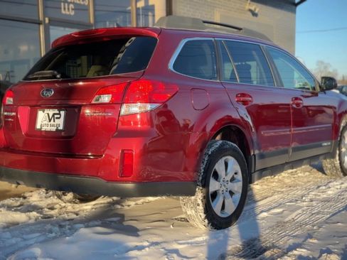 Used 2012 Subaru Outback 2.5i Limited image 2