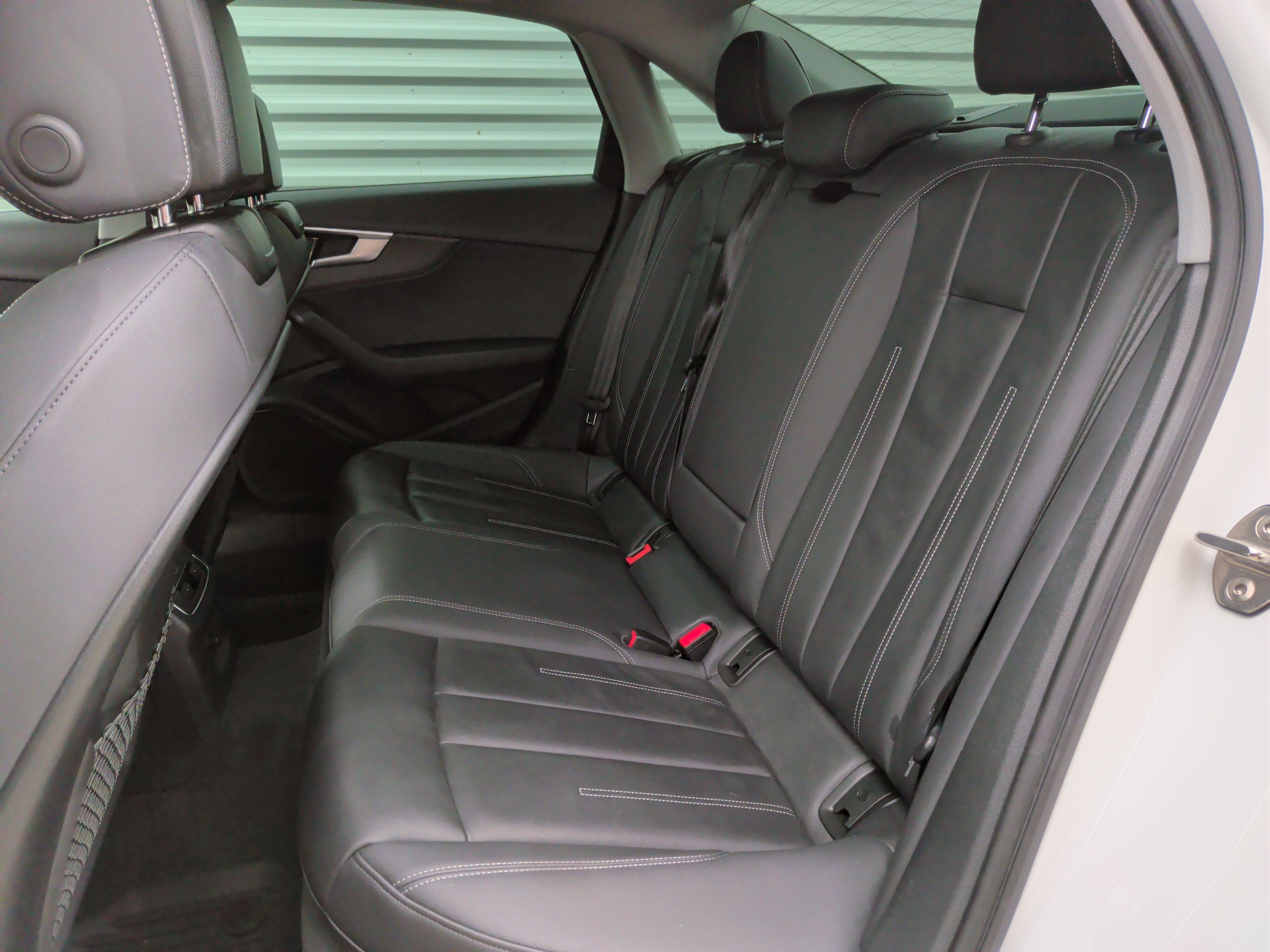 Used 2020 Audi A4 2.0T Premium w/ Convenience Package FWD image 31