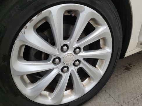 Used 2014 Buick LaCrosse Leather FWD image 31