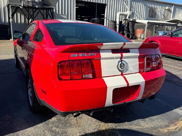 Used 2007 Ford Mustang Shelby GT500 RWD image 2