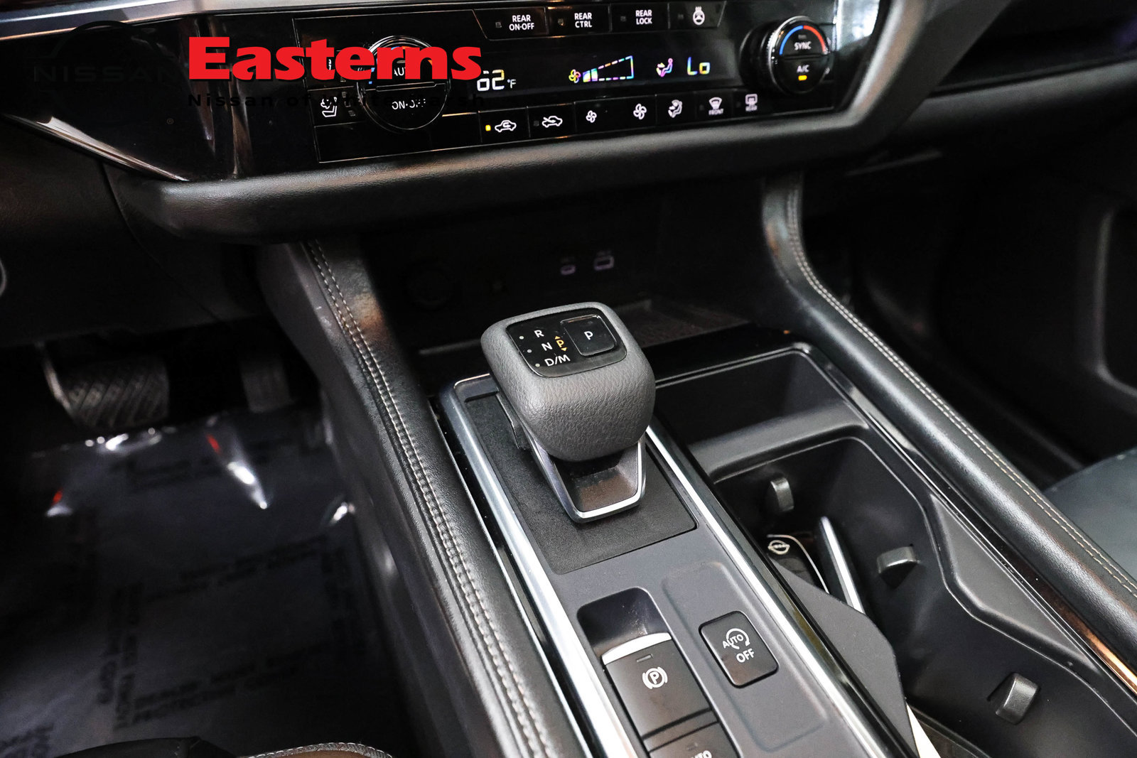 Used 2023 Nissan Pathfinder Platinum AWD/4WD image 13