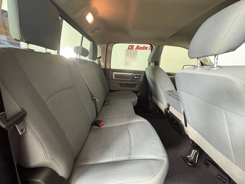 Used 2019 RAM 1500 Classic SLT RWD image 43