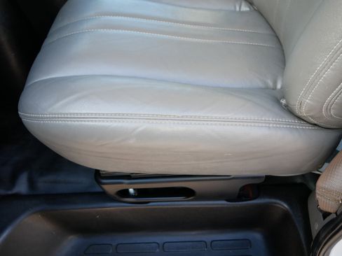 Used 2019 GMC Savana 3500 LS w/ Cold Climate Package image 20