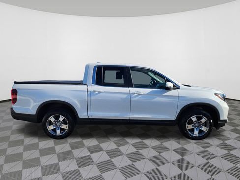 Certified 2024 Honda Ridgeline RTL image 6