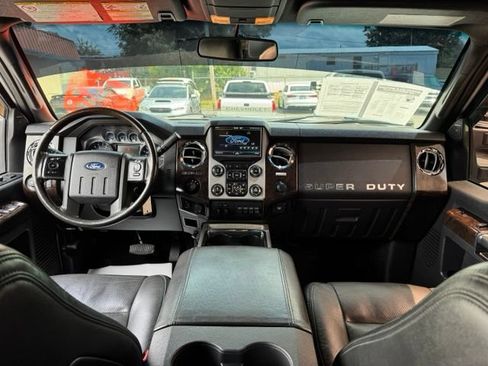 Used 2016 Ford F250 Platinum AWD/4WD image 8