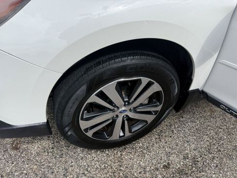 Used 2019 Subaru Outback 2.5i Limited w/ Popular Package #2 AWD/4WD image 36