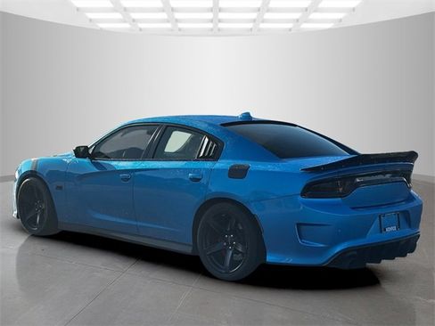 Certified 2018 Dodge Charger SRT w/ Harman/Kardon Audio Group image 5