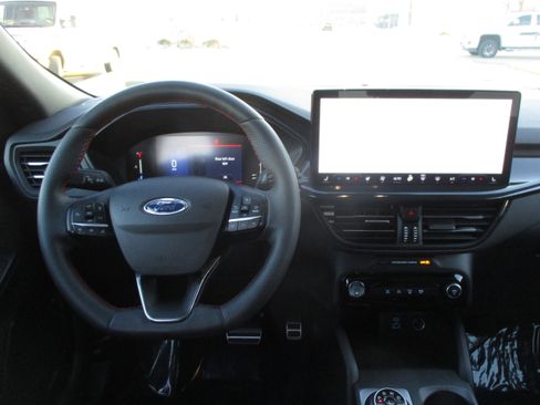 Used 2023 Ford Escape ST-Line w/ Tech Pack #1 image 16