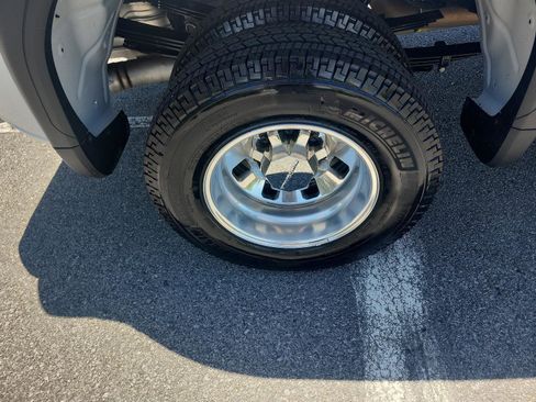 Certified 2024 GMC Sierra 3500 Denali AWD/4WD image 6