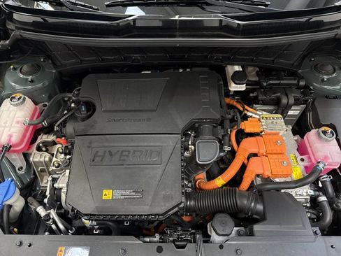 Certified 2023 Kia Niro EX Touring image 33