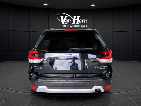 Used 2020 Subaru Forester Touring AWD/4WD image 6