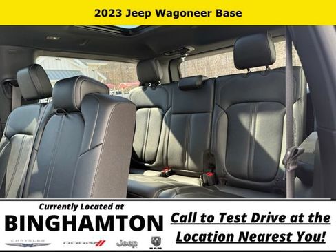 Used 2023 Jeep Wagoneer 4WD w/ Premium Group I image 17