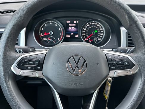 Certified 2020 Volkswagen Atlas Cross Sport S image 23