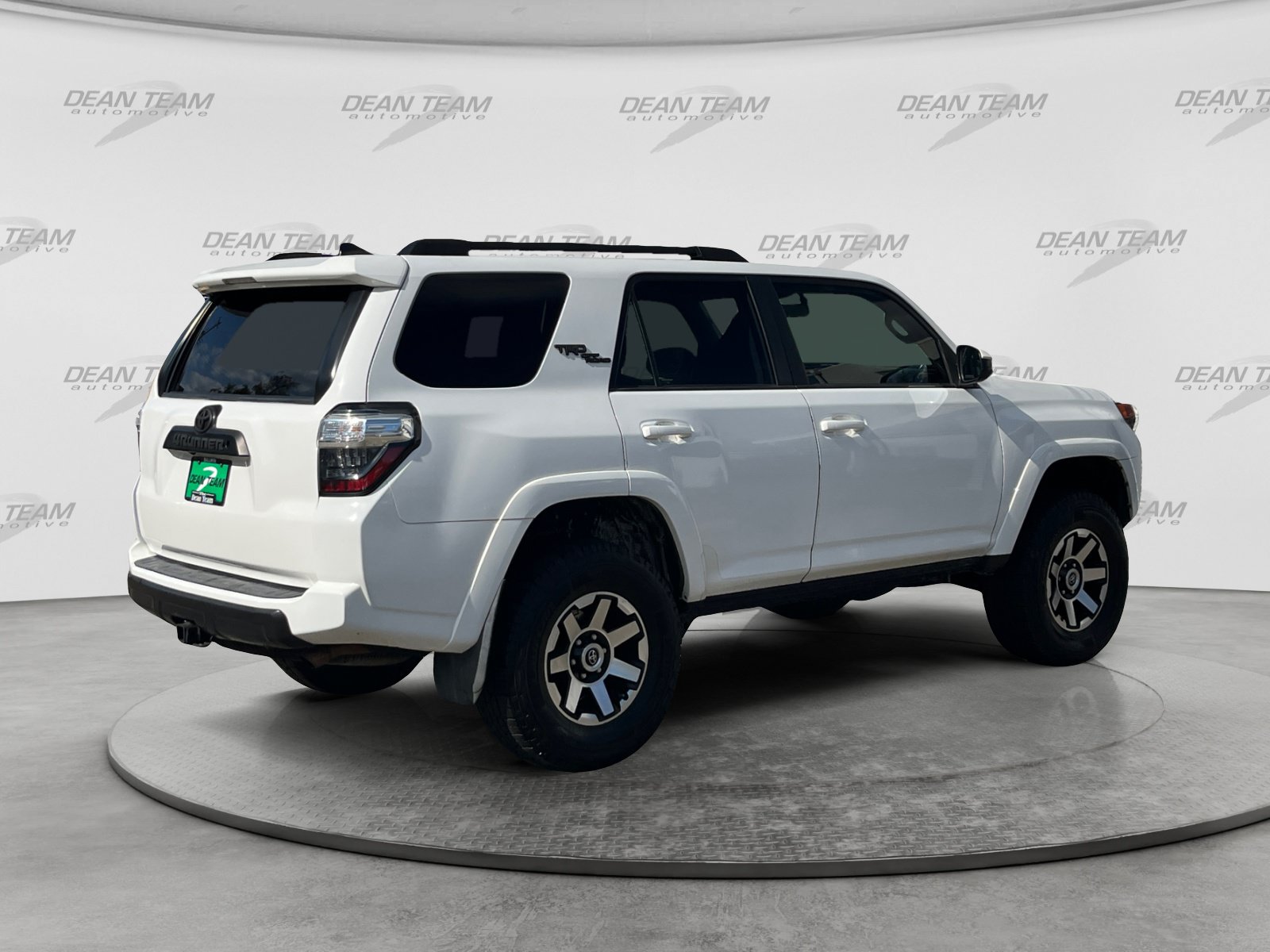 Used 2019 Toyota 4Runner TRD Off-Road AWD/4WD image 7
