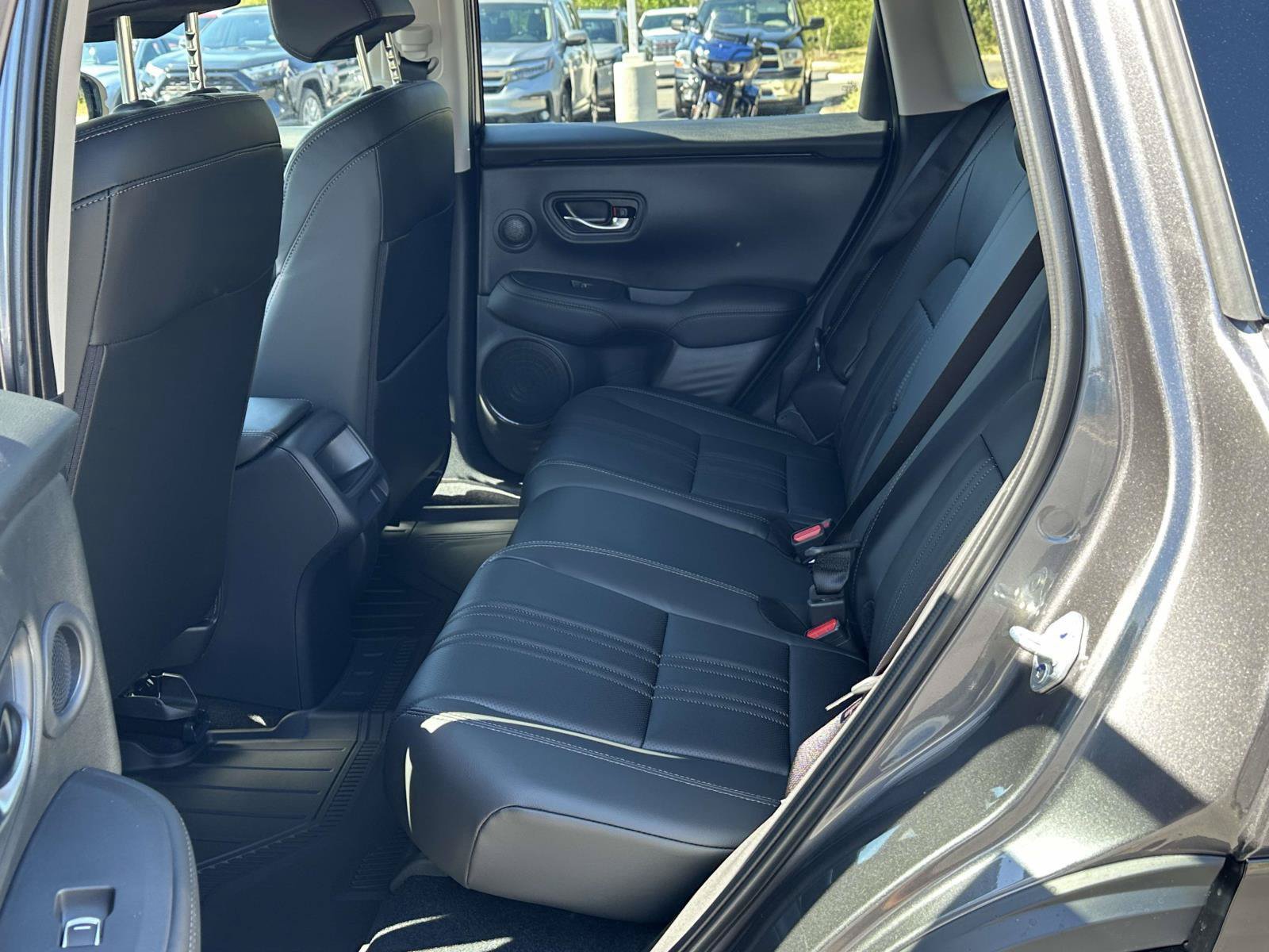 New 2027 Honda HR-V EX-L image 9