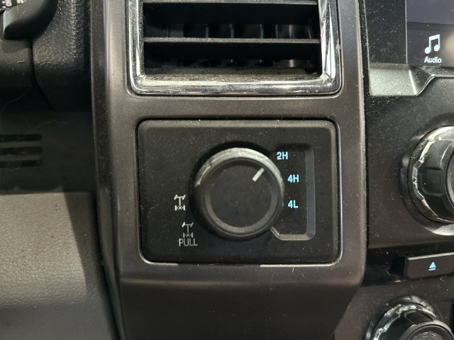 Used 2016 Ford F150 XLT w/ Equipment Group 302A Luxury AWD/4WD image 27