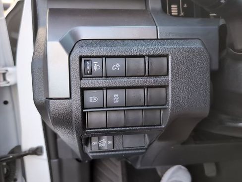 Used 2024 Toyota Tacoma SR5 image 20