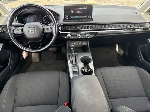 Used 2022 Honda Civic EX image 4