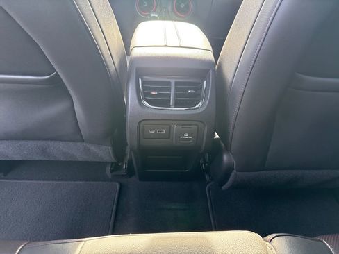 Used 2019 Chevrolet Blazer RS image 31