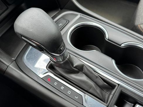 Used 2023 Chevrolet Equinox LT FWD image 19