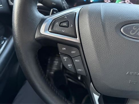 Used 2016 Ford Edge SEL w/ Equipment Group 201A image 32