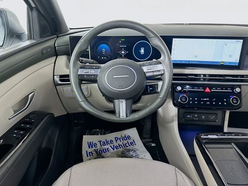 Used 2025 Hyundai Tucson Limited image 24
