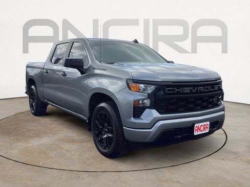 Used 2025 Chevrolet Silverado 1500 Custom w/ LPO, Dark Essentials Package RWD image 5
