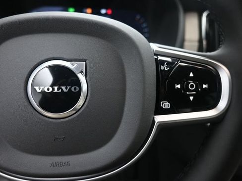 Used 2026 Volvo XC90 B6 Ultra w/ Protection Package Premier AWD/4WD image 14
