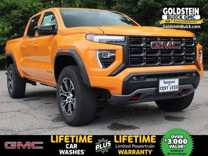New 2025 GMC Canyon AT4 w/ Technology Plus Package