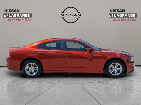 Used 2021 Dodge Charger SXT w/ Leather Interior Group RWD image 4