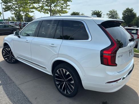 Used 2026 Volvo XC90 B6 Ultra w/ Protection Package AWD/4WD image 7