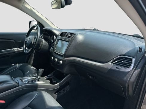 Used 2019 Dodge Journey Crossroad image 26