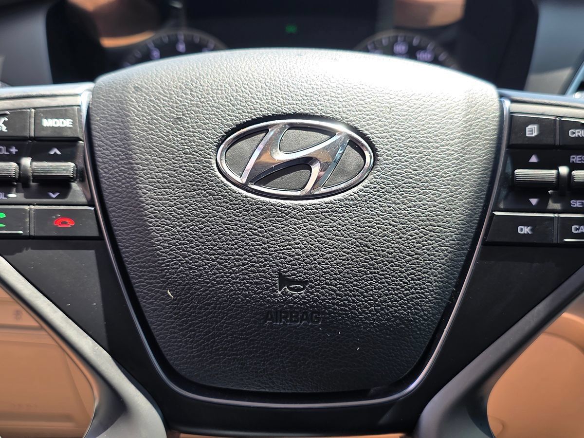 Used 2015 Hyundai Sonata Sport w/ Option Group 03 FWD image 31