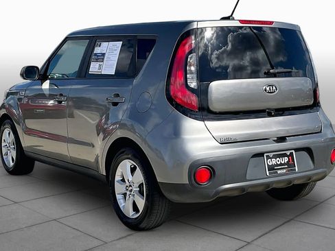 Used 2019 Kia Soul FWD image 11