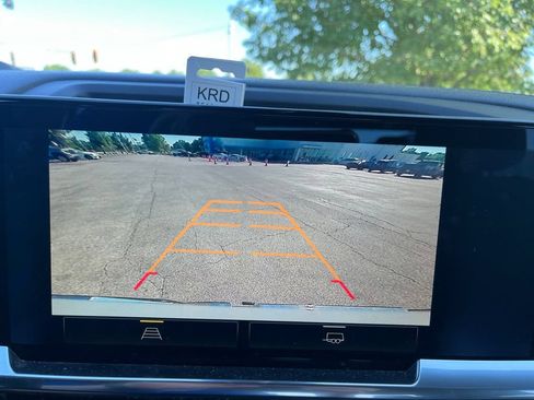 Used 2024 Chevrolet Silverado 1500 RST AWD/4WD image 9