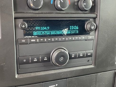 Used 2020 GMC Savana 2500 w/ Driver Convenience Package image 17