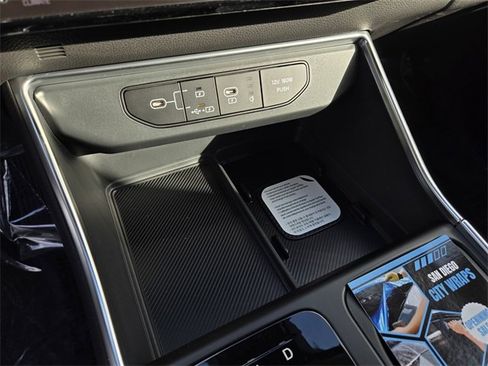 New 2026 Kia Carnival SX image 20