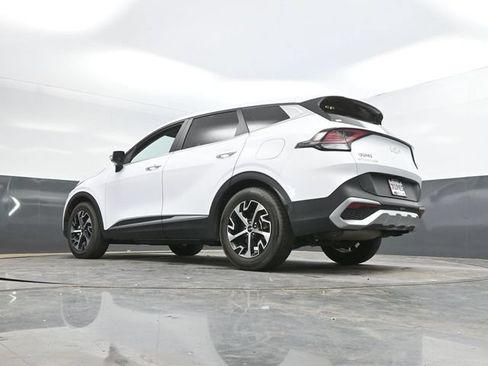 Used 2024 Kia Sportage EX FWD image 50