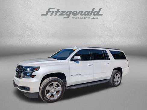 Used 2019 Chevrolet Suburban LT AWD/4WD image 2