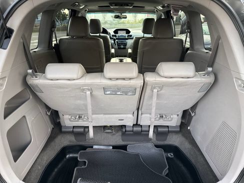 Used 2012 Honda Odyssey Touring Elite image 7